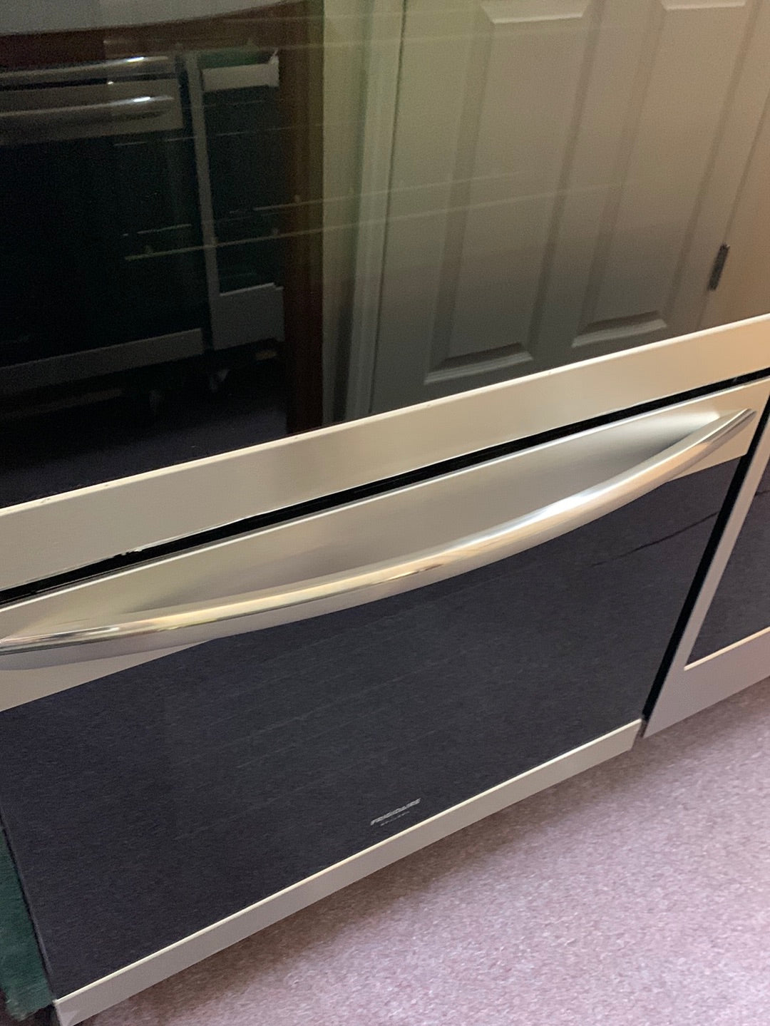 Frigidaire Gallery Series FGET3066UF 30 Inch Electric Double Wall Oven with True Convection LOANER DISPLAY MODEL
