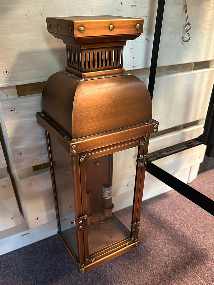MINKA-LAVERY 9071-264 BRASS OUTDOOR LIGHT MANHATTAN COPPER ONLY ONE DISPLAY MODEL