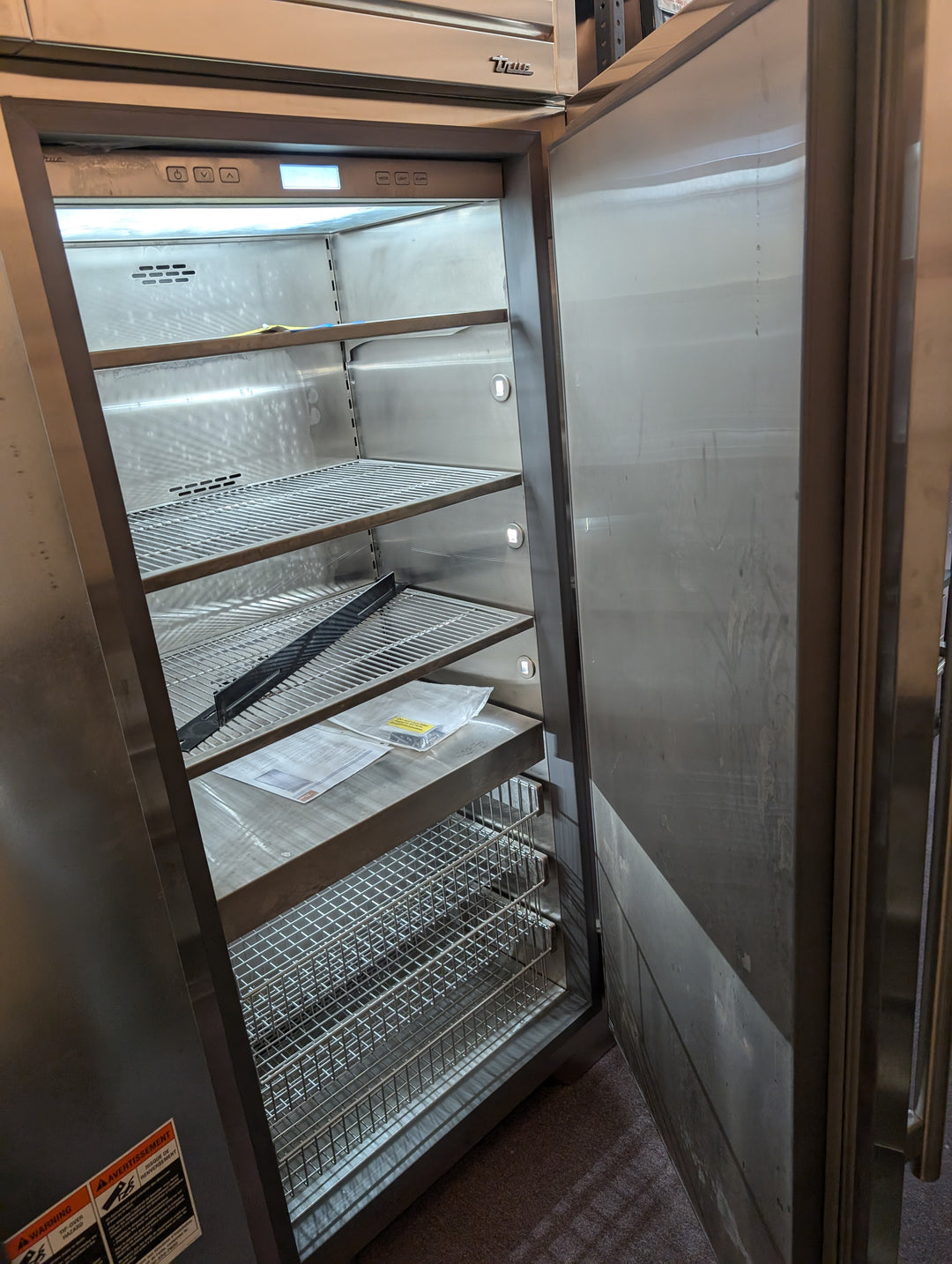 True Residential TR36FRZRSSA 36 Inch Built-In Freezer Column *NEW DISPLAY