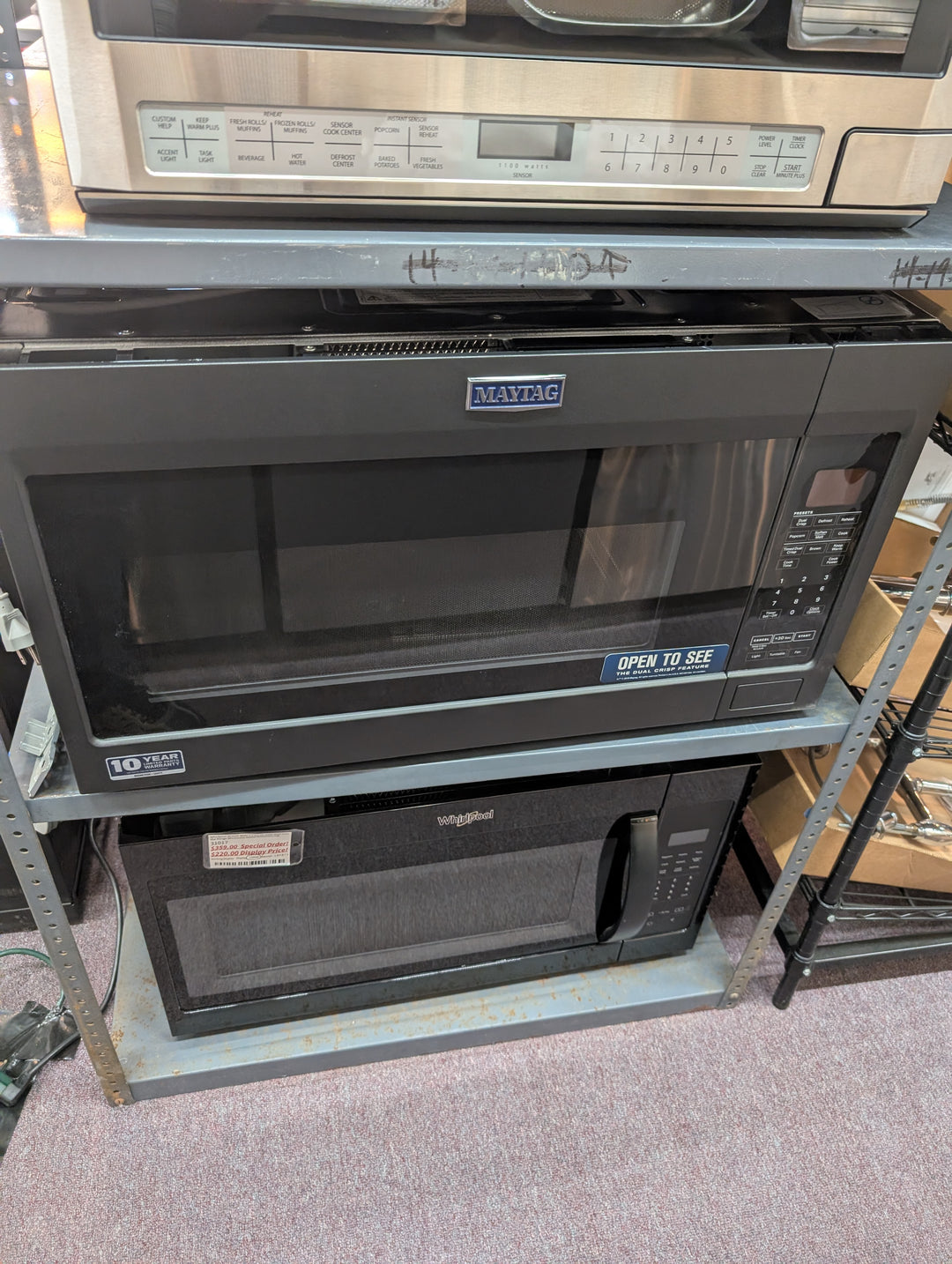 Maytag MMV4207JK
30 Inch Over-the-Range Microwave Oven *NEW DISPLAY