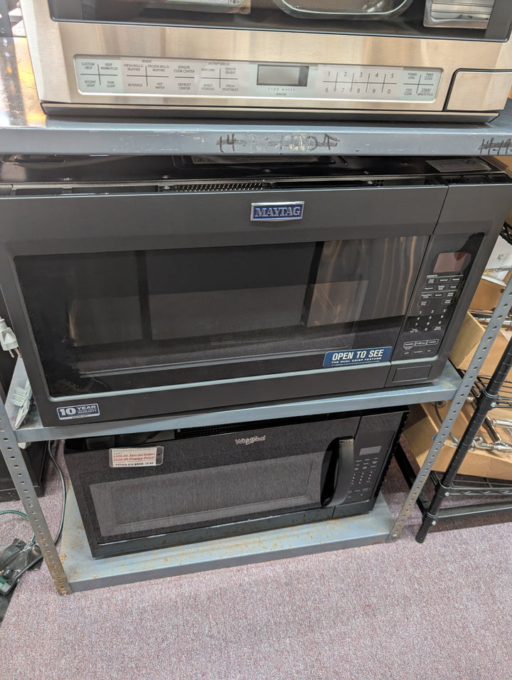 Maytag MMV4207JK
30 Inch Over-the-Range Microwave Oven *NEW DISPLAY