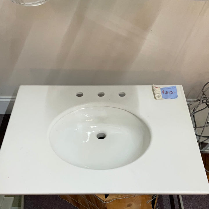 Kohler solid expressions K-5422 White sink DISPLAY MODEL