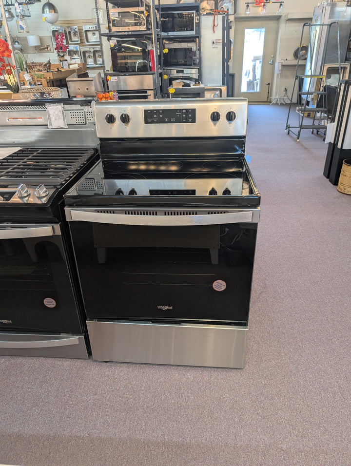 Whirlpool WFE505W0JS 30 Inch Freestanding Electric Range with 5 Elements *Display Model