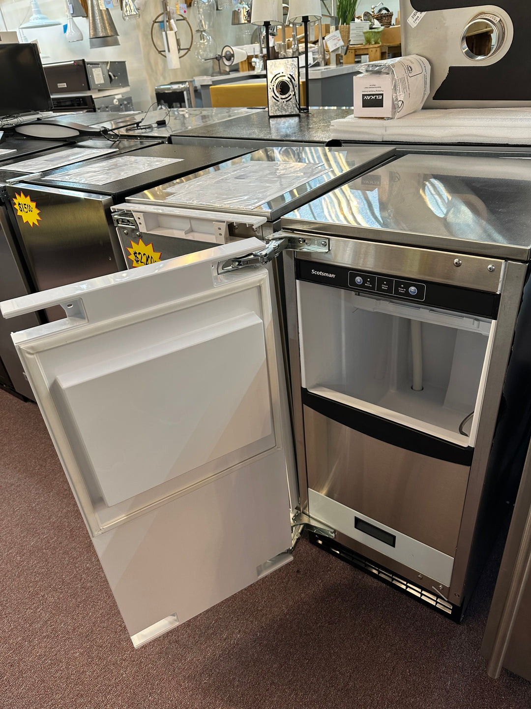 Scotsman Brilliance Series  SCCP50MB1SU
15 Inch Undercounter Gourmet Ice Machine