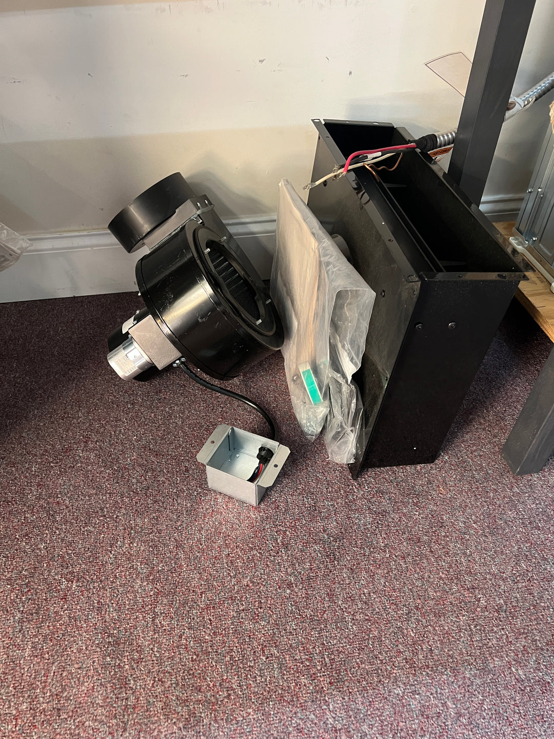 JennAir Black Floating Glass Series JED3430GB *BLEMISHED