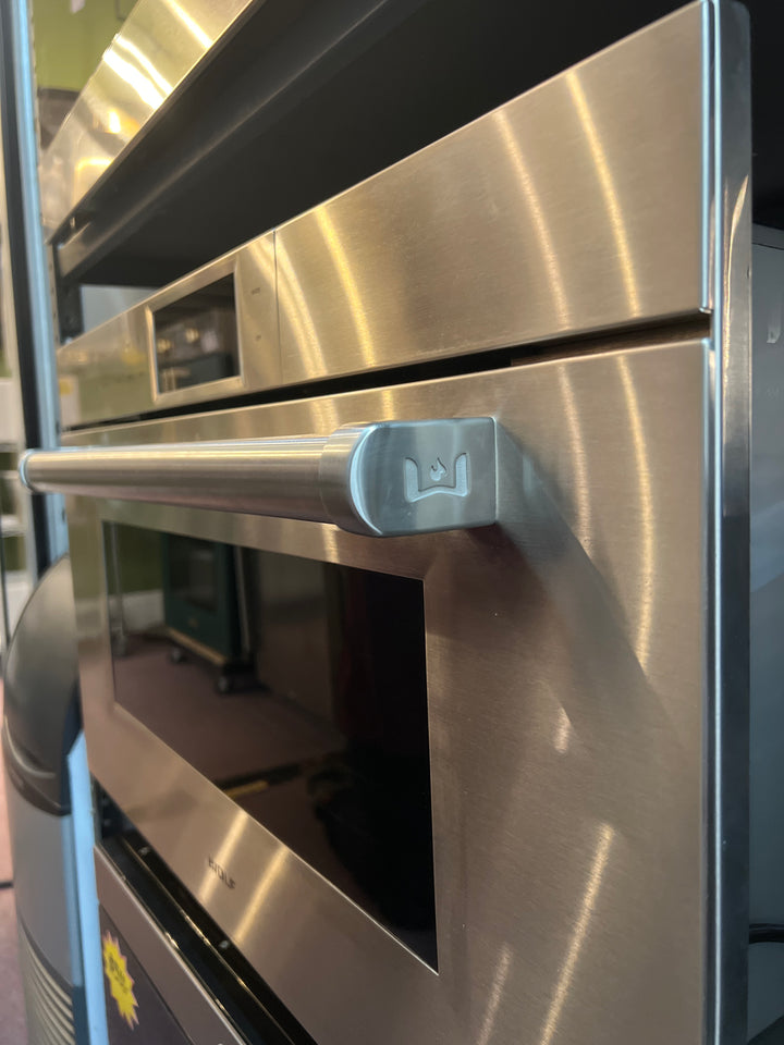 Wolf M Series  CSO30PMSPH
30 Inch Steam Oven *Working Display