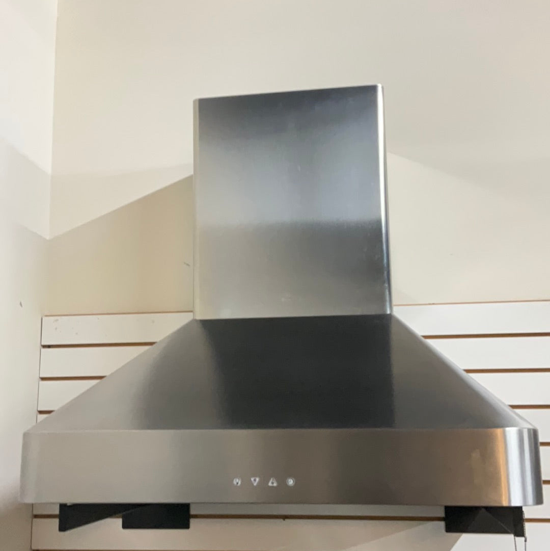 Dacor Heritage 30" Chimney Hood, wall-mounted in Stainless Steel DISPLAY MODEL