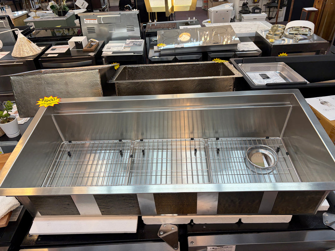 Elkay Circuit Chef Under-mount Kitchen Sink *BLEMISHED