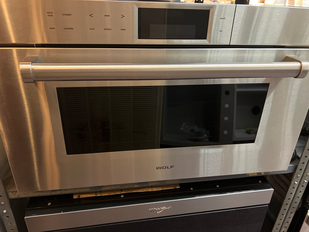 Wolf M Series  CSO30PMSPH
30 Inch Steam Oven *Working Display