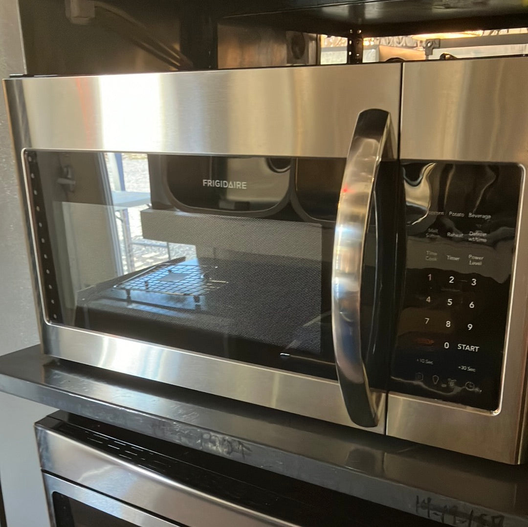 Frigidaire FFMV1846VS DISPLAY MODEL 30 Inch Over the Range Microwave with 1.8 Cu. Ft Capacity STAINLESS STEEL