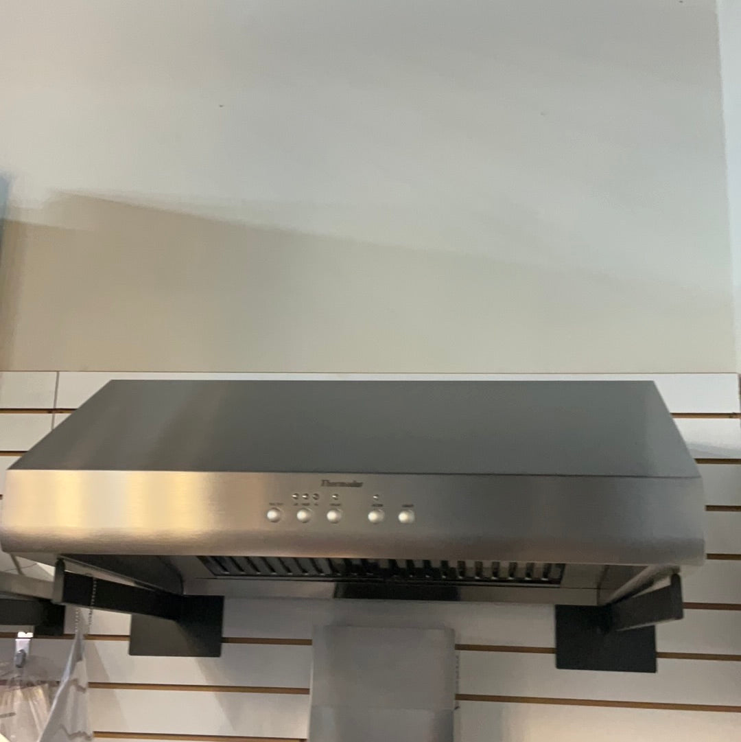 Thermador Professional series Stainless Steel 30 inch vent hood HPWB30FS 600 CFM BLOWER DISPLAY MODEL