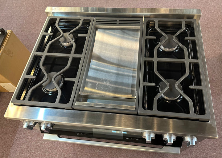 Miele 36" Range
HR 1936-3 G DF GD Clean Touch Steel *NEW DISPLAY *BLEMISHED