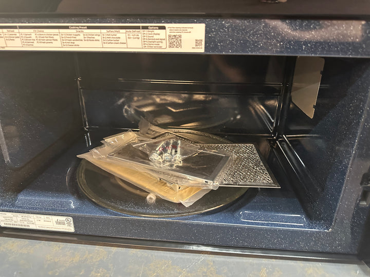 Samsung ME19R7041FG 1.9 cu. ft. Over-the-Range Microwave Oven *DISPLAY MODEL