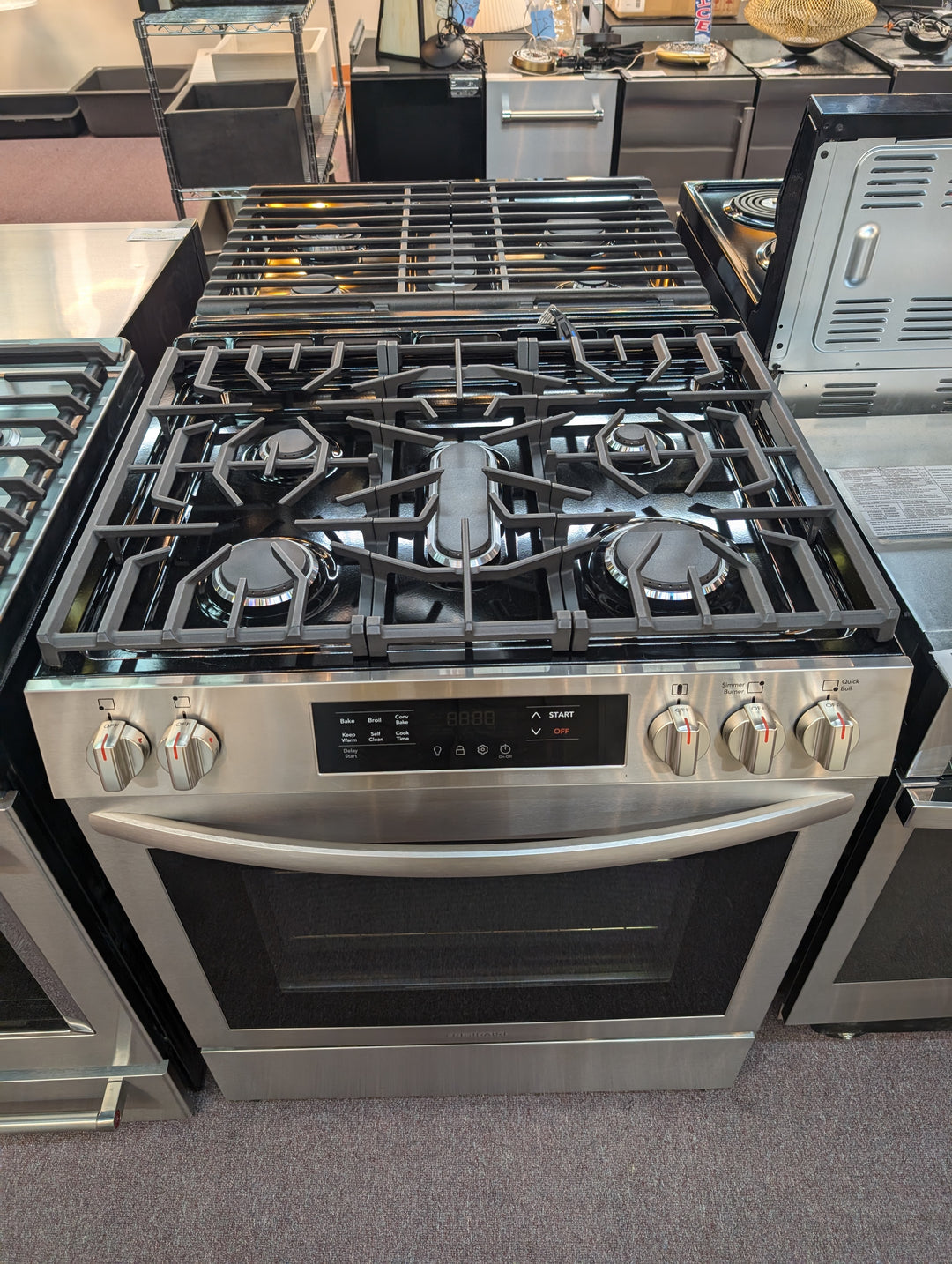 Frigidaire FCFG3083AS 30 Inch Freestanding Gas Range