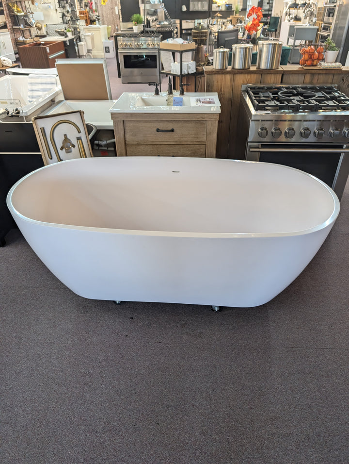 66" Ocala Solid Surface Freestanding Tub Model #SHOCFS6632WH * NEW DISPLAY