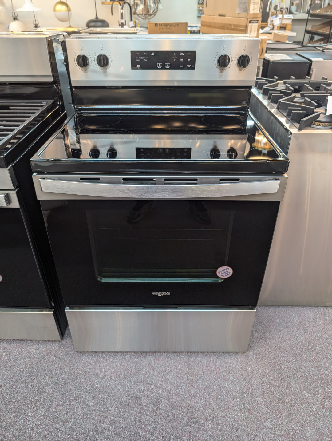 Whirlpool WFES3530RS 30 Inch Freestanding Electric Range with 4 Elements *Blemished *NEW DISPLAY