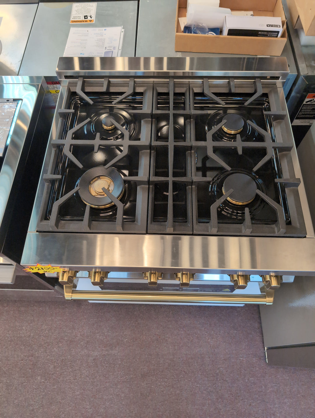 ZLINE RA30
30 Inch Freestanding Professional Dual Fuel Range *New display
