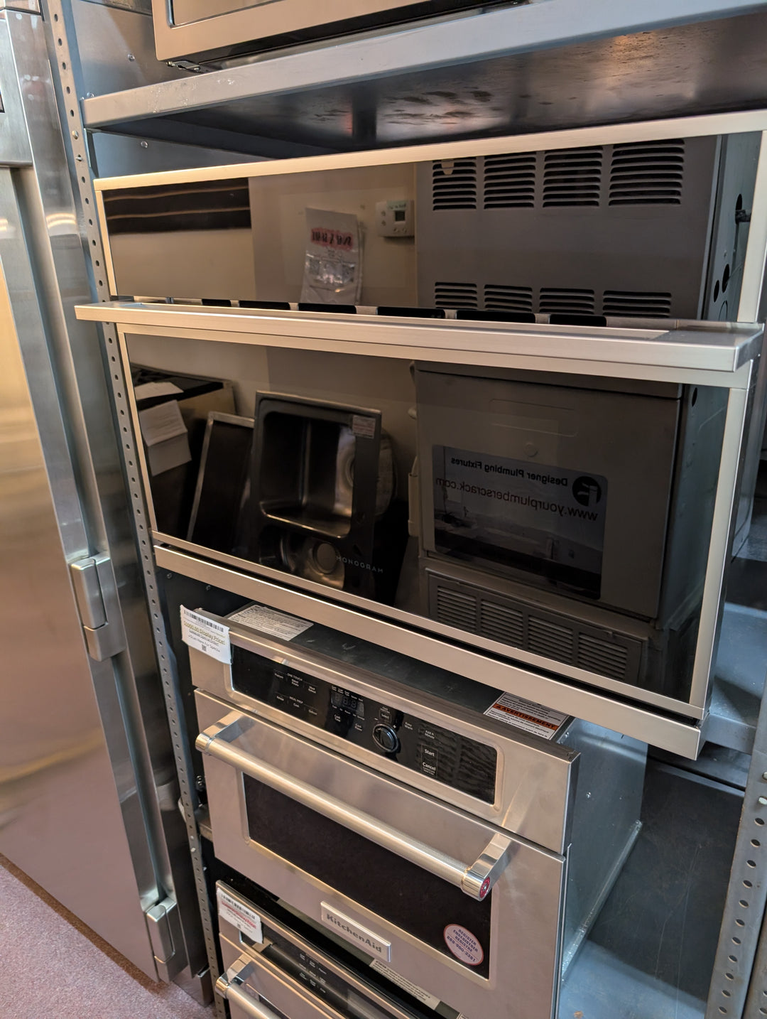 Monogram Minimalist Series ZSB9231NSS 30 Inch Smart Electric 5-in-1 Wall Oven with 1.7 Cu. Ft. Capacity *NEW DISPLAY