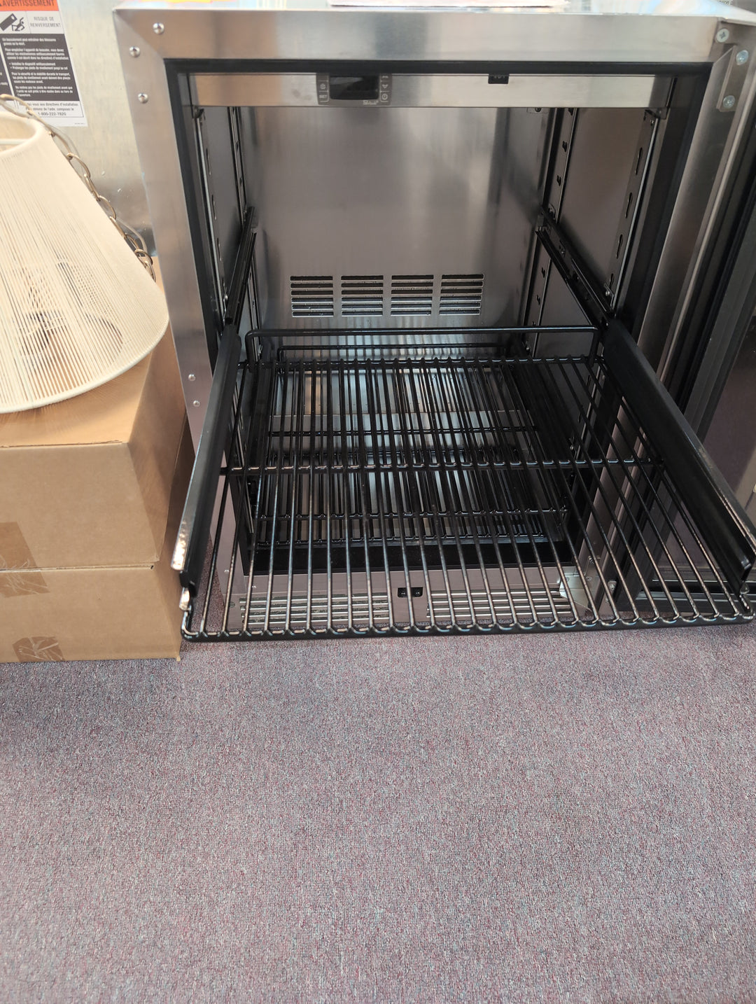 Perlick Signature Series 24″ Glass Door Refrigerator – HP24RO-4
