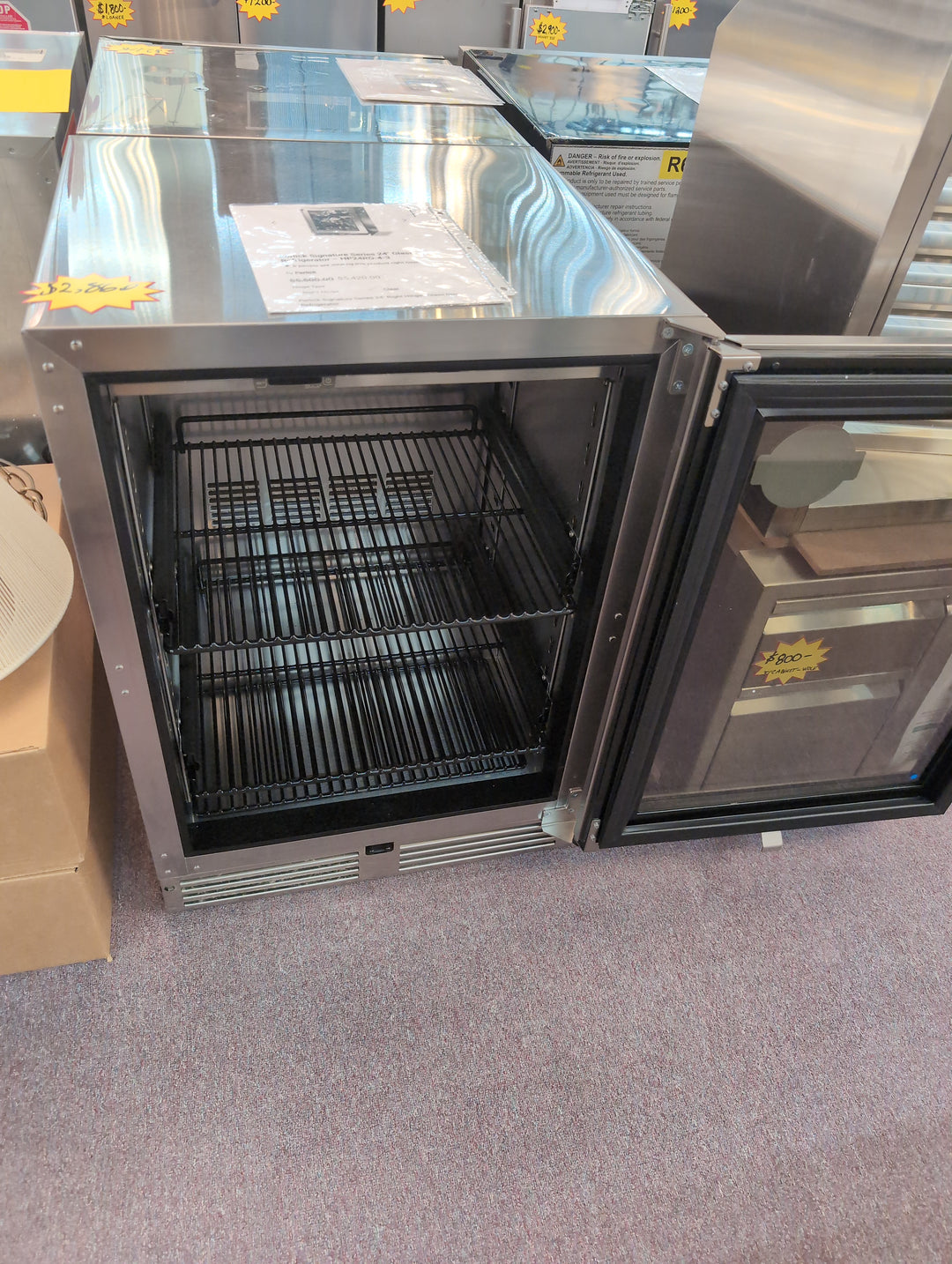 Perlick Signature Series 24″ Glass Door Refrigerator – HP24RO-4