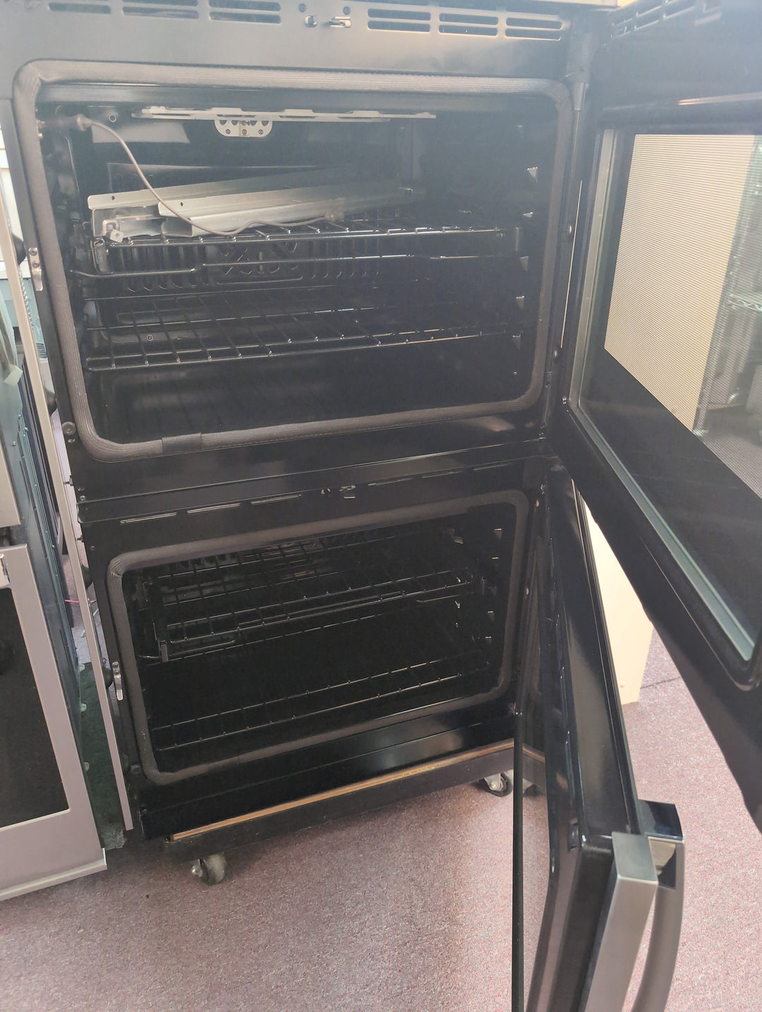 GE Profile PTD700RSNSS
30 Inch Smart Convection Double Wall Oven *Display Model