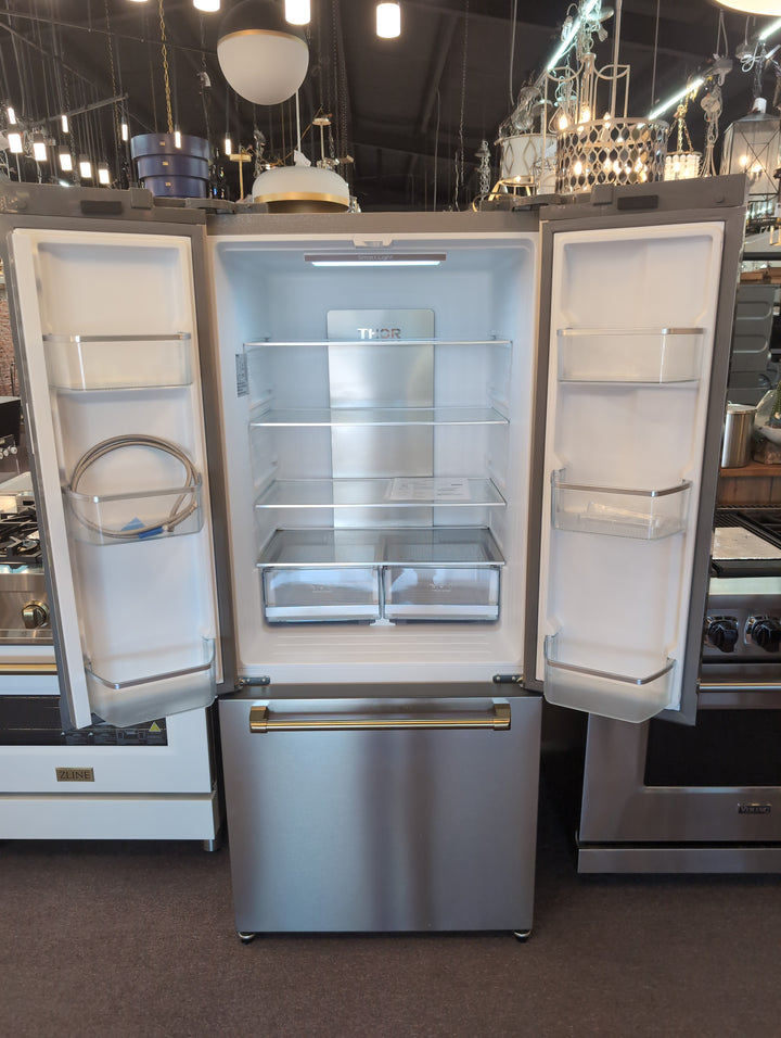 RF3017FFD99BRZ
30 Inch Freestanding French Door Counter Depth Refrigerator *New Display