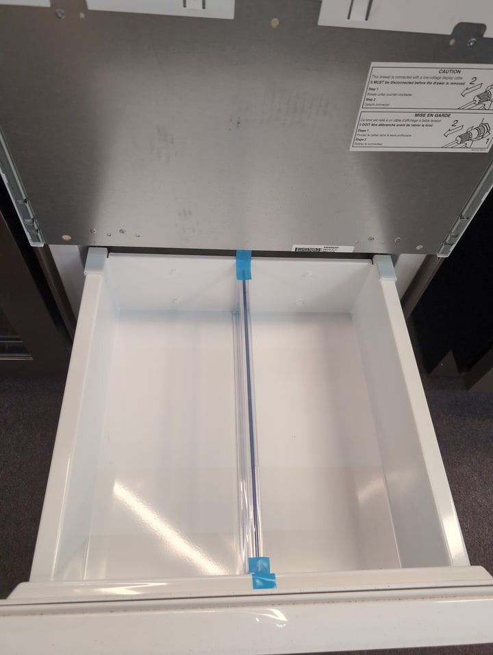 Sub-Zero ID24R
24 Inch Integrated Double Drawer Smart Refrigerator *Display Model